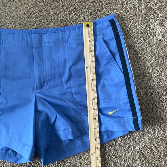 NIKE Womens Blue Athletic Activewear Shorts Large (12-14) - Picture 6 of 7